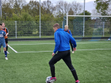 Training S.K.N.W.K. JO19-1 van donderdag 25 april 2024 (87/120)